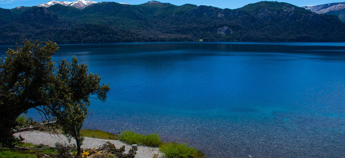Vista del Lago Traful
